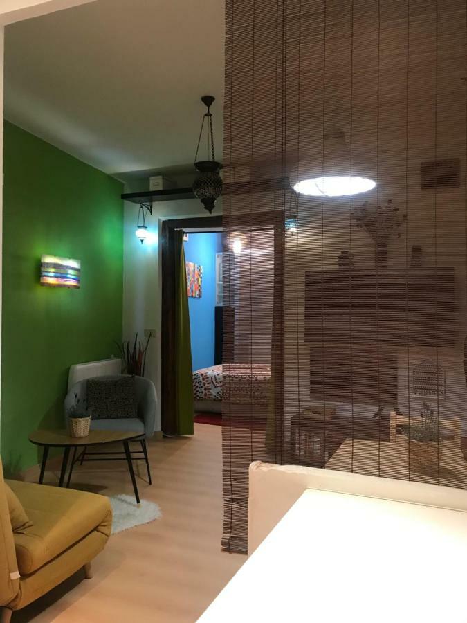 Apartamento En Corrala Madrid Eksteriør bilde