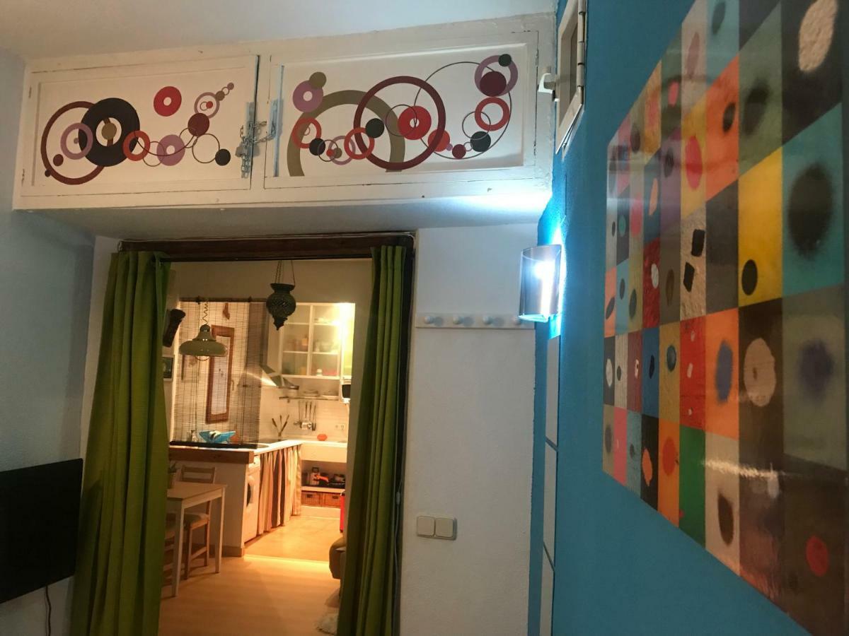 Apartamento En Corrala Madrid Eksteriør bilde